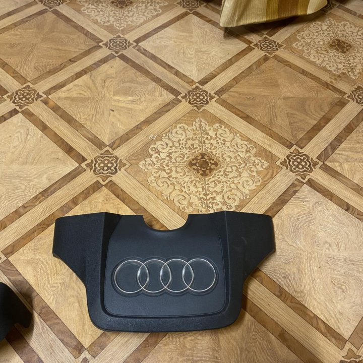 Накладки на двигатель Audi