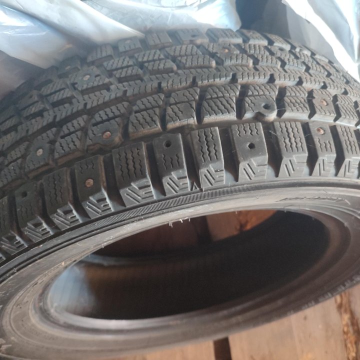 Шины Dunlop SP Winter Ice 01, 185/65 R15