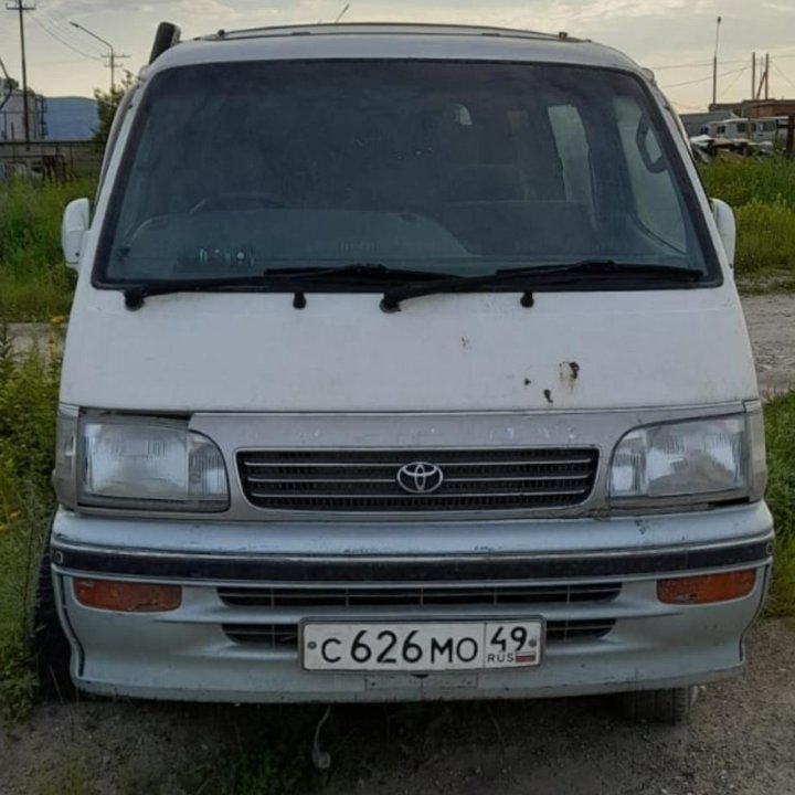 Toyota Hiace, 1996