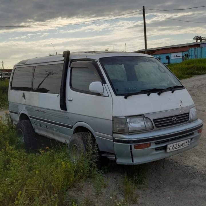 Toyota Hiace, 1996