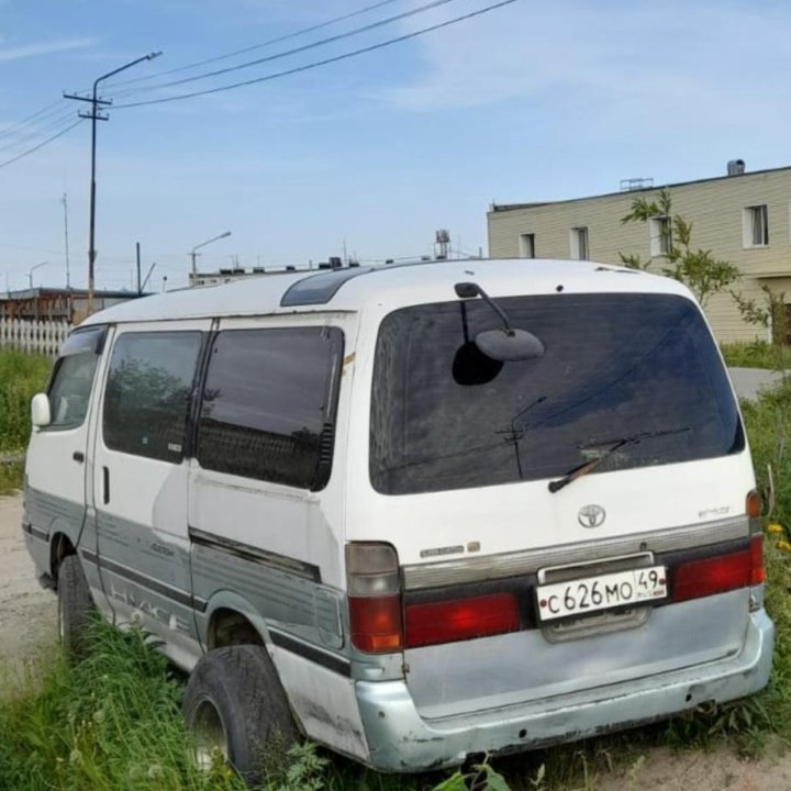 Toyota Hiace, 1996