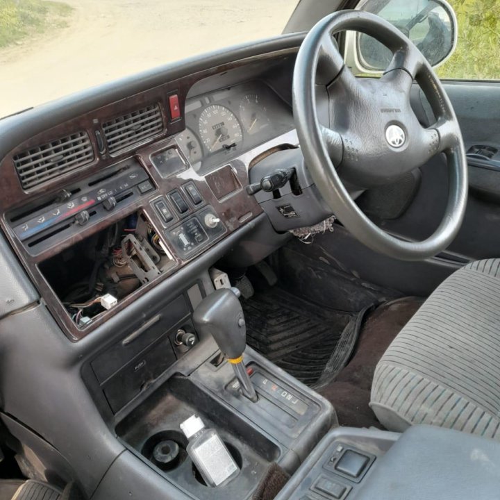 Toyota Hiace, 1996