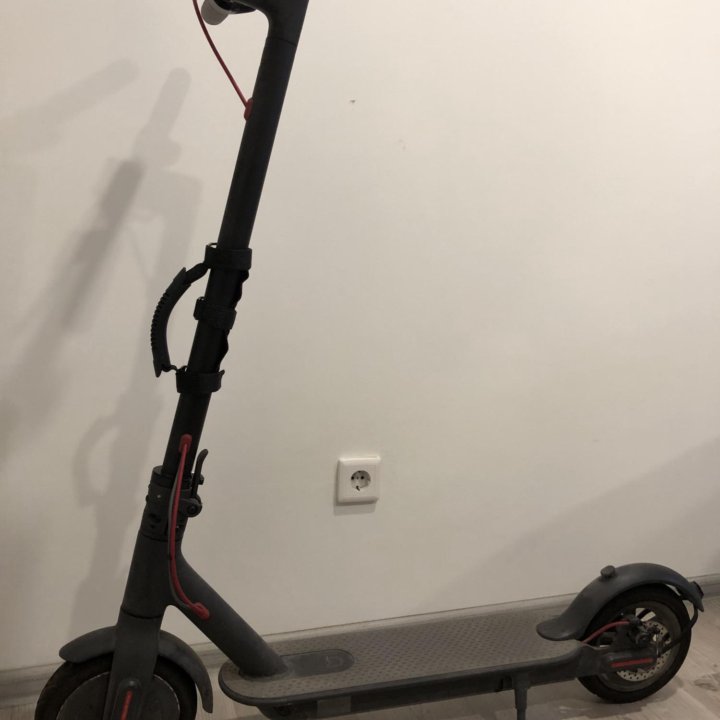 Электросамокат Xiaomi Mi Electric Scooter 1S Ориг