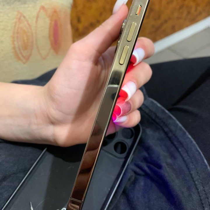 iPhone xr в корпусе 14 pro