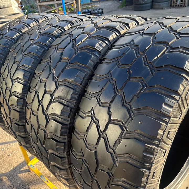 Лето M/T Nokian RockProof LT 265/70 R17 121/118Q