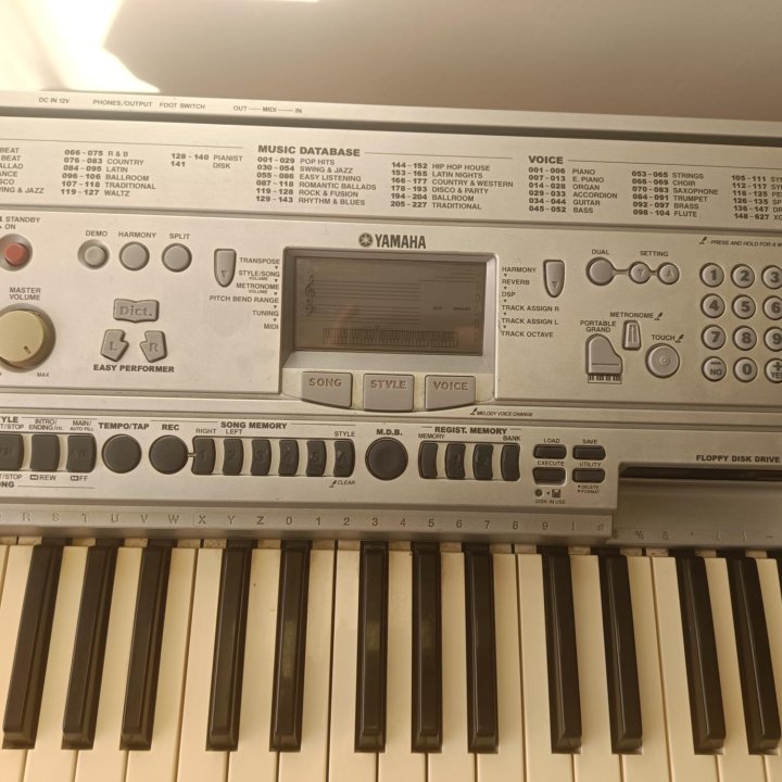 Синтезатор YAMAHA PSR-450