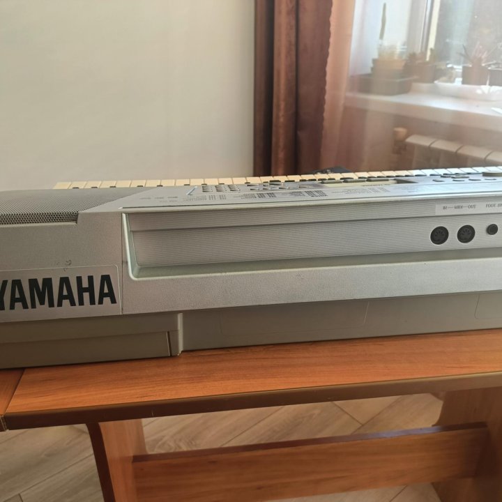 Синтезатор YAMAHA PSR-450