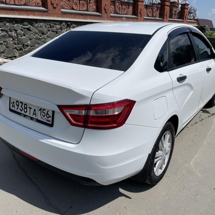 ВАЗ (Lada) Vesta, 2018