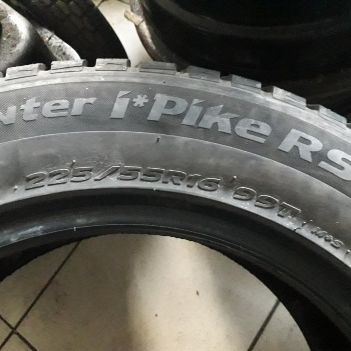 Две шины Hankook 225 55 R16