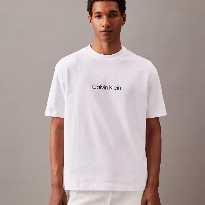 Футболка Calvin Klein