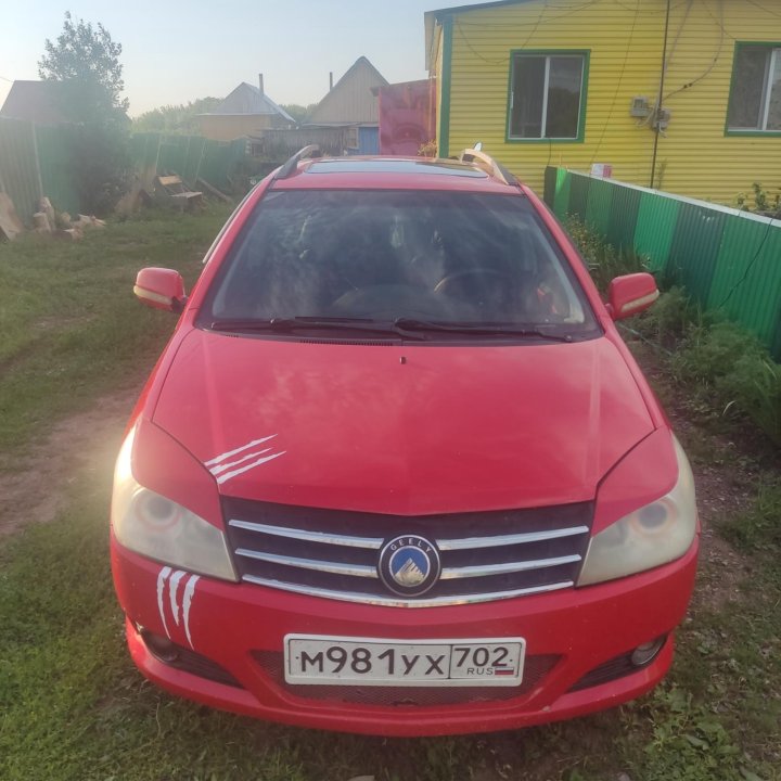 Geely MK Cross, 2012