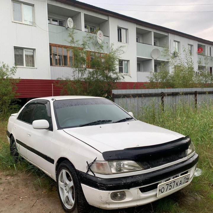 Toyota Carina, 2000