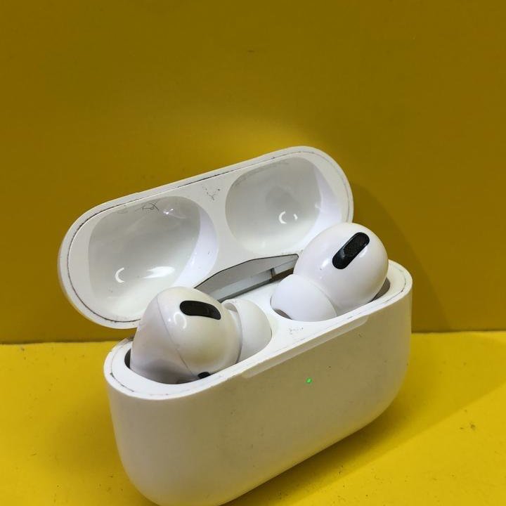 Беспроводные наушники AirPods Pro