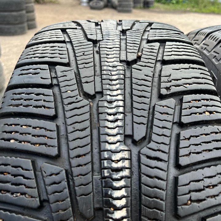 Зима Nokian Hakkapeliitta R 235/65 R17 108R