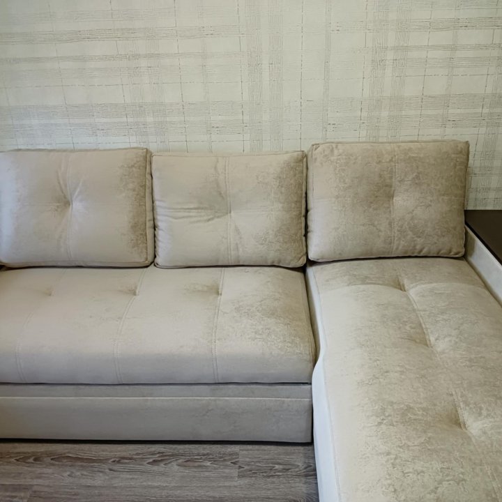 Угловой диван