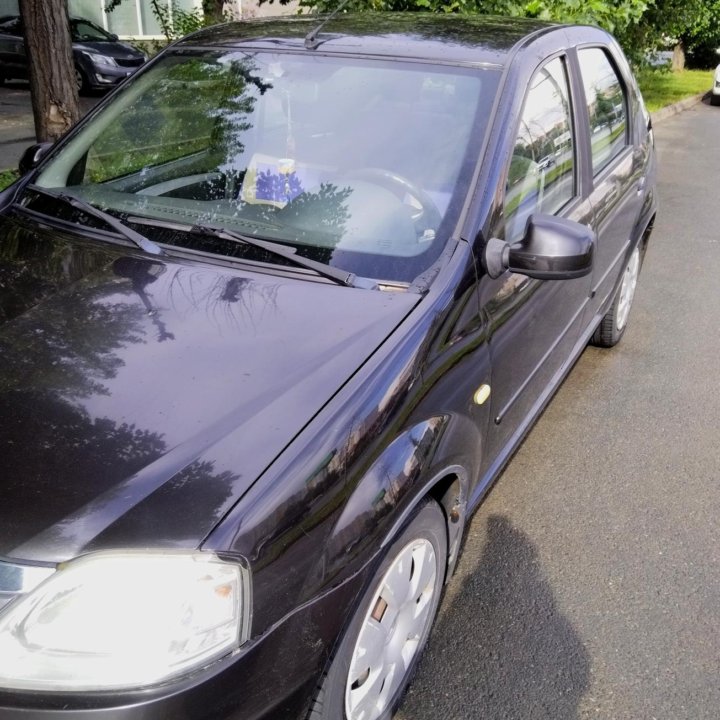 Renault Logan, 2011