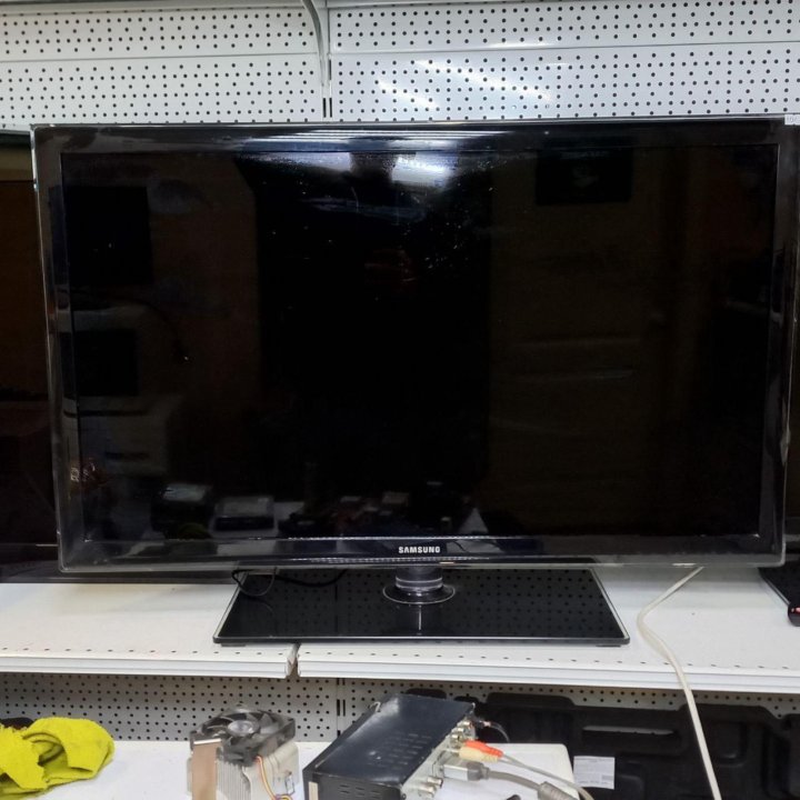 Телевизор Samsung UE37D5000