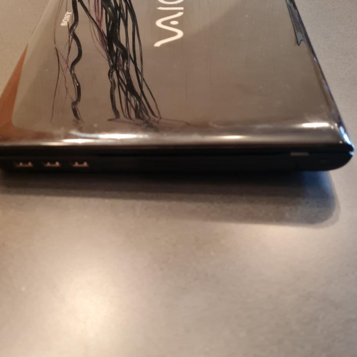 Ноутбук Sony Vaio PCG-71211V