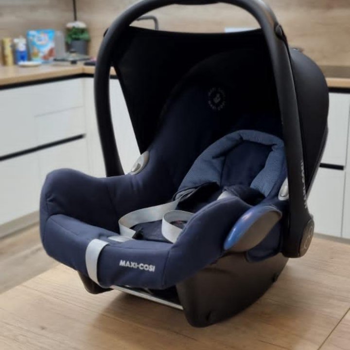 Автолюлька maxi cosi