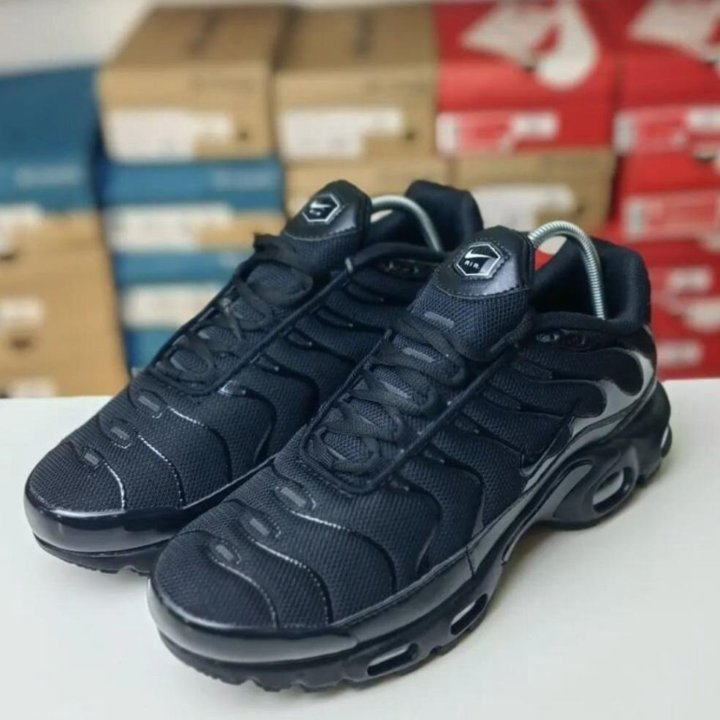 Кроссовки Nike Air Max Tn Plus