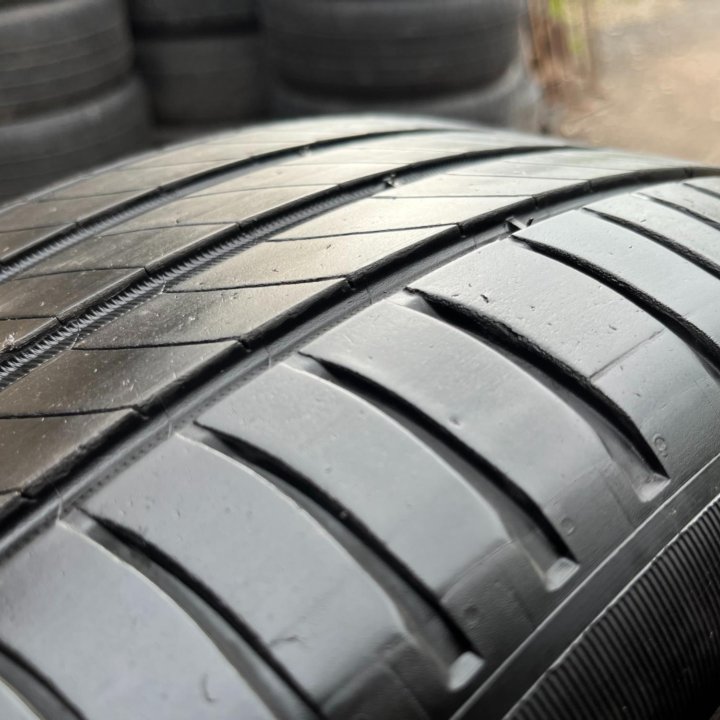 Лето Michelin Primacy 4 235/45 R18 98W