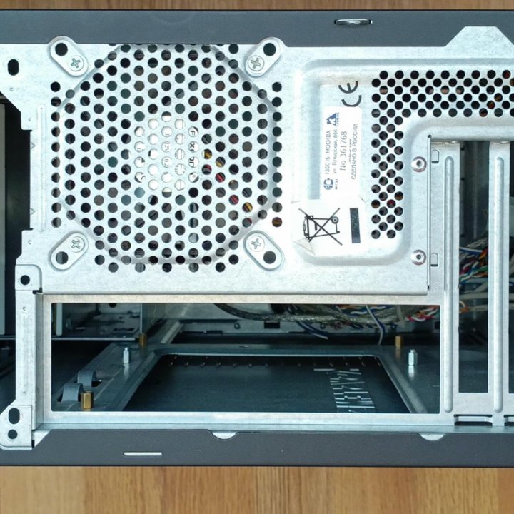 Продаю корпус micro- atx.