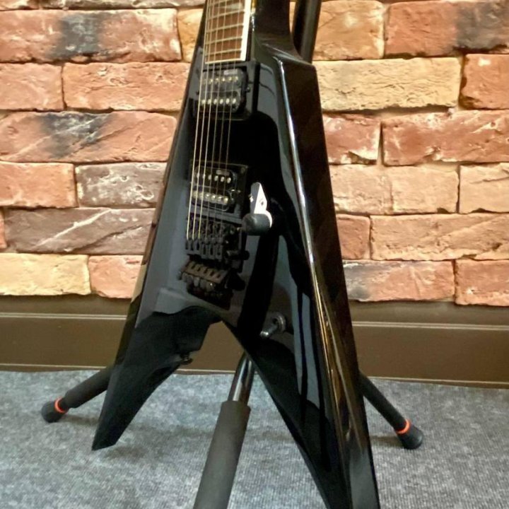 Электрогитара ESP LTD Arrow-200 Black