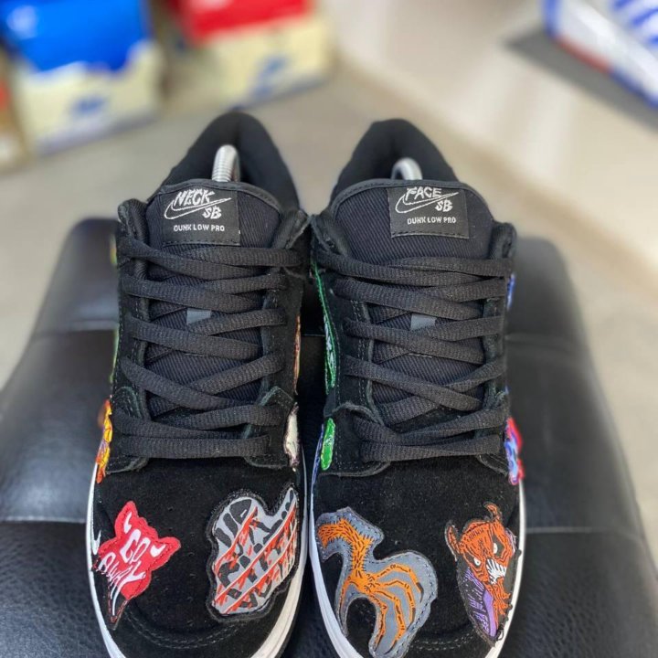 Кроссовки Nike SB Dunk Low NeckFace Picture Black