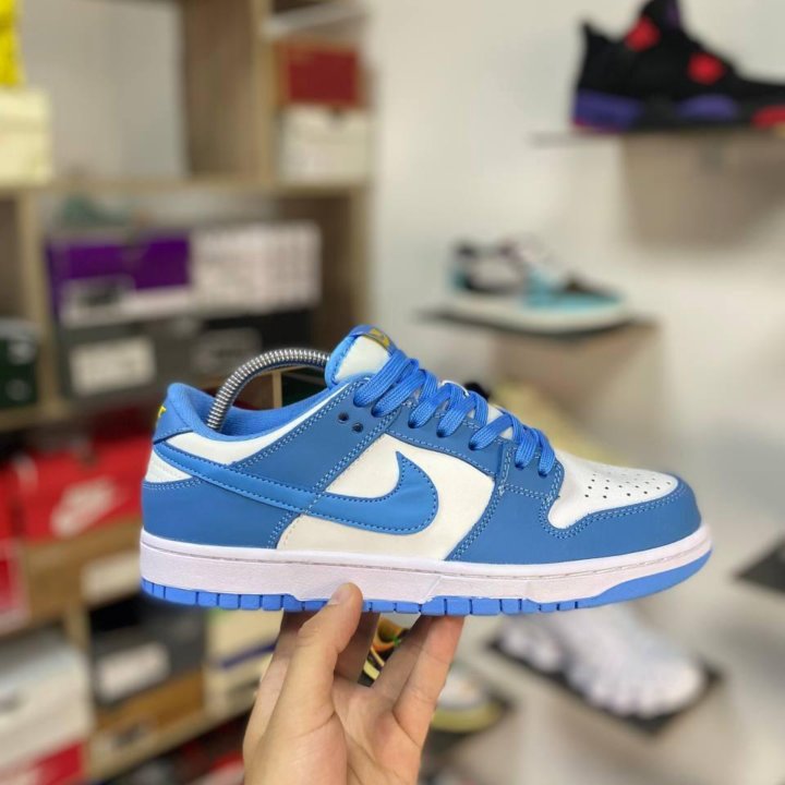 Кроссовки Nike Dunk Low Retro 