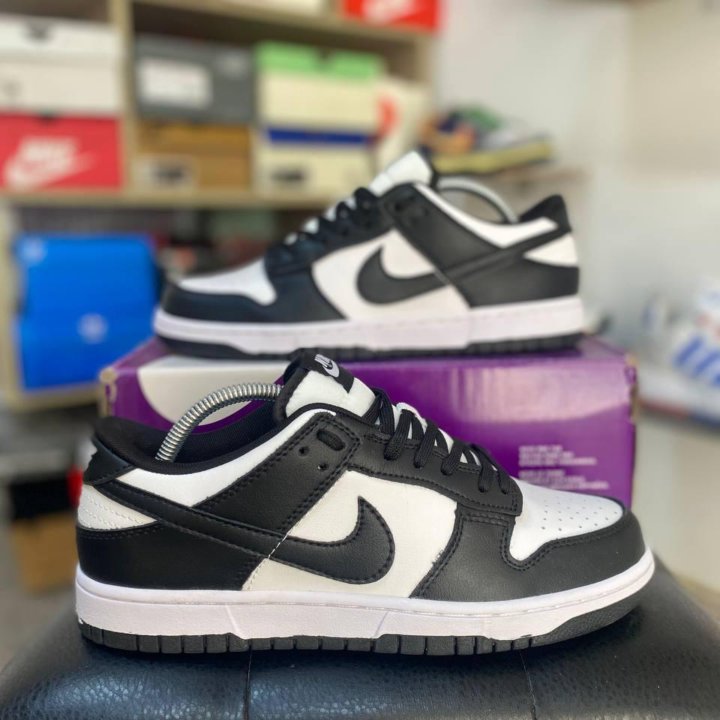 Кроссовки Dunk Low wmns 