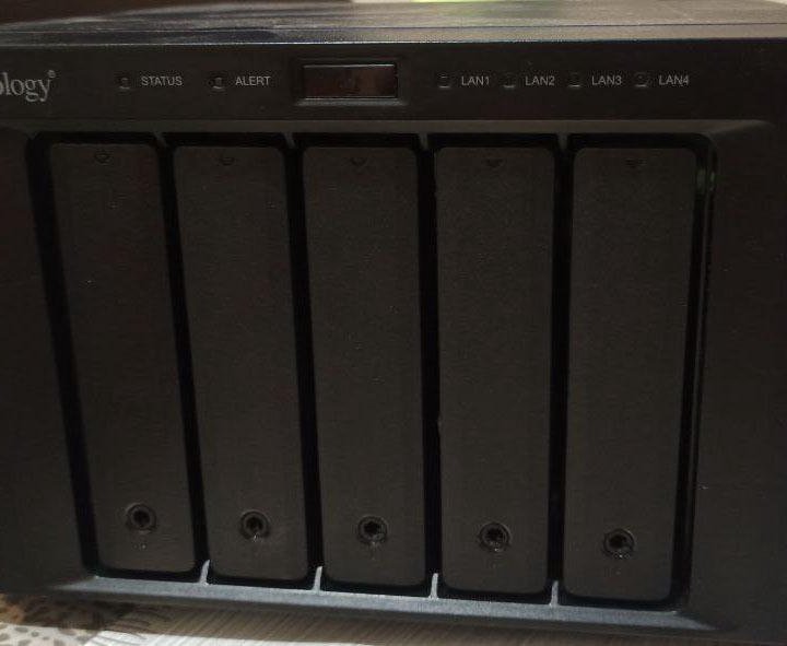 Synology DS1513+