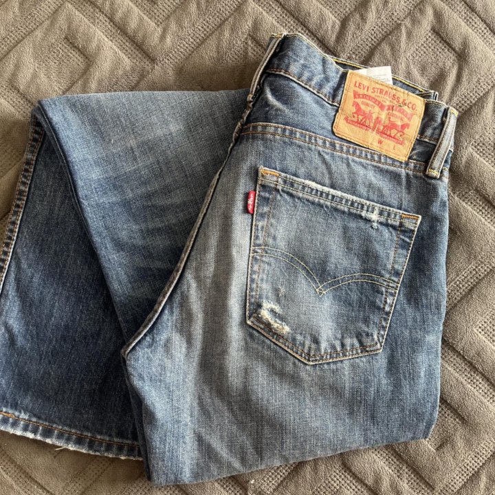 Джинсы Levi’s 511