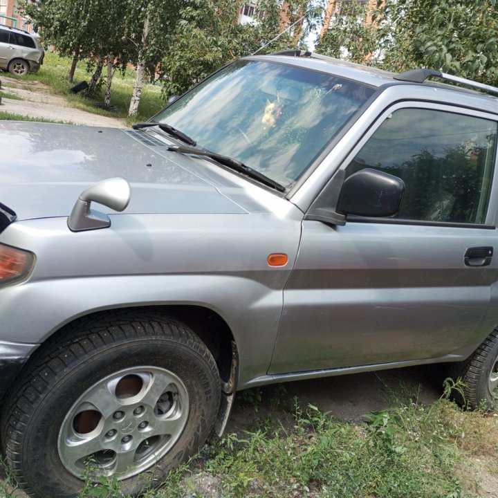 Mitsubishi Pajero iO, 1999