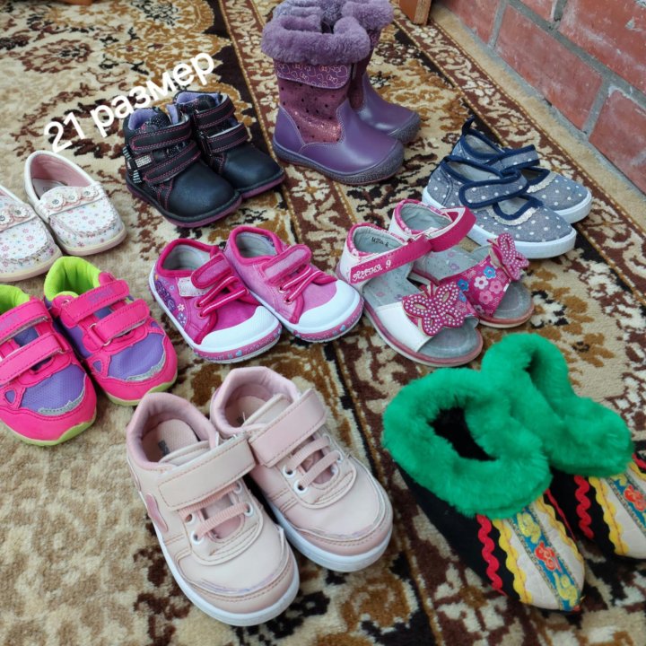 Обувь на девочку