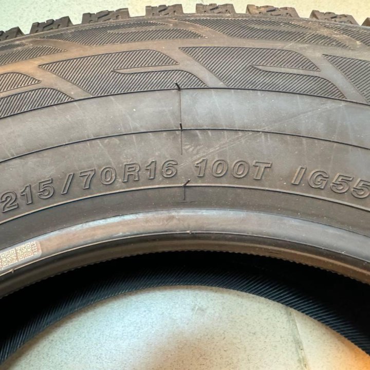 Yokohama Ice Guard IG55 215/70 R16 100T