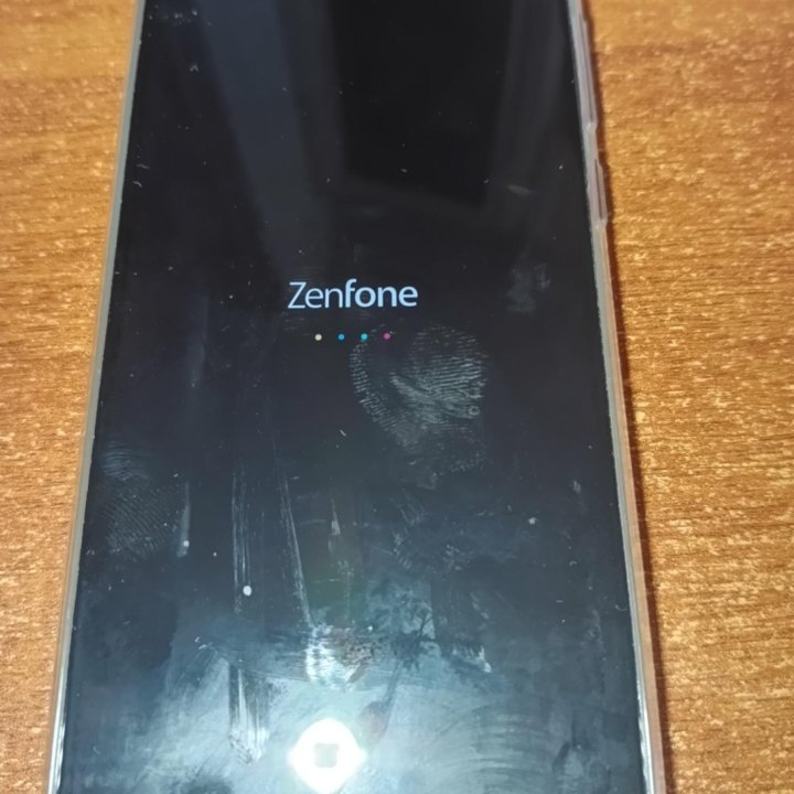 Asus Zen Fon Max Pro M1