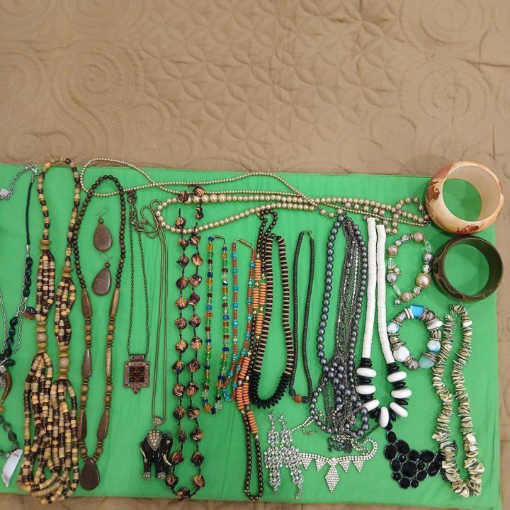 Бусы СССР. Лот.