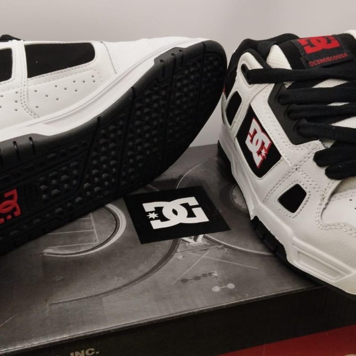 Кроссовки мужские DC Shoes Stag