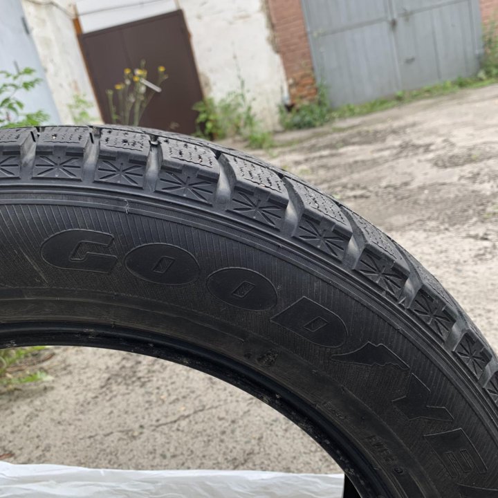 Goodyear ice Navi 6