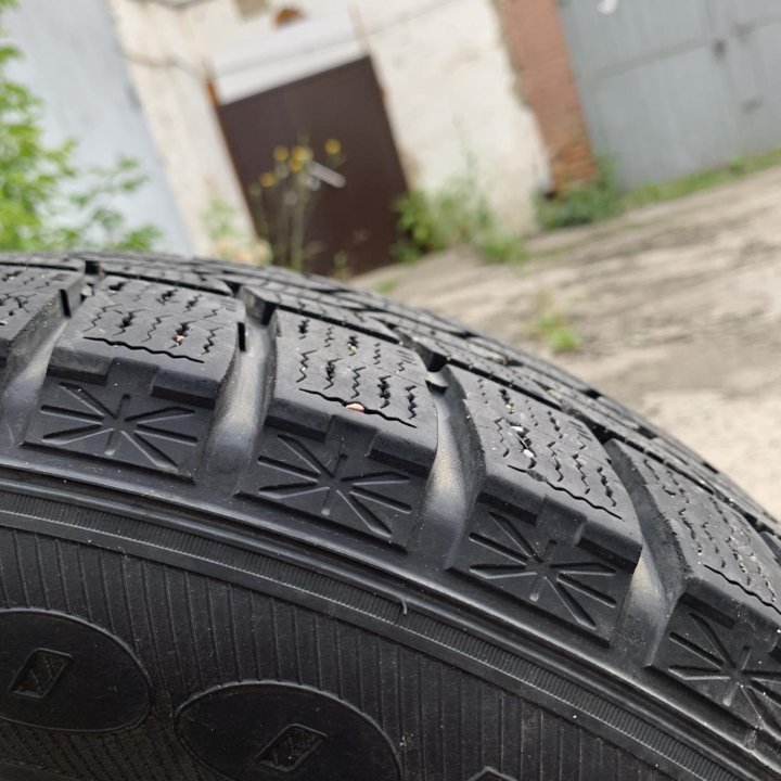 Goodyear ice Navi 6