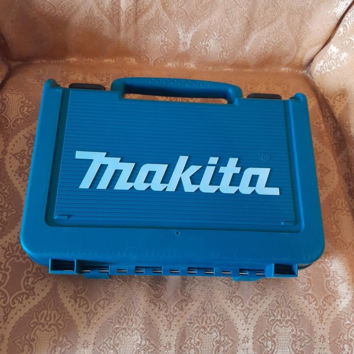 ОРИГИНАЛ Шуруповерт MAKITA DF330DWE