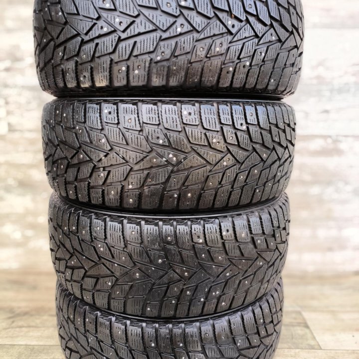 255/55/18, Dunlop Grandtrek Ice 02, 4 шт