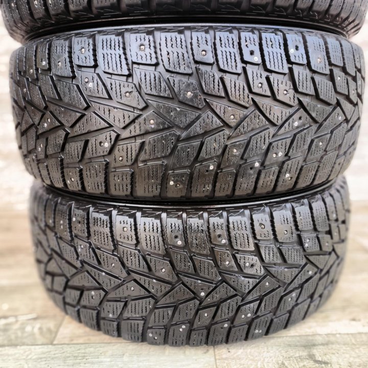 255/55/18, Dunlop Grandtrek Ice 02, 4 шт