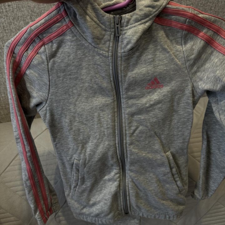 Спортивный костюм adidas детский 140