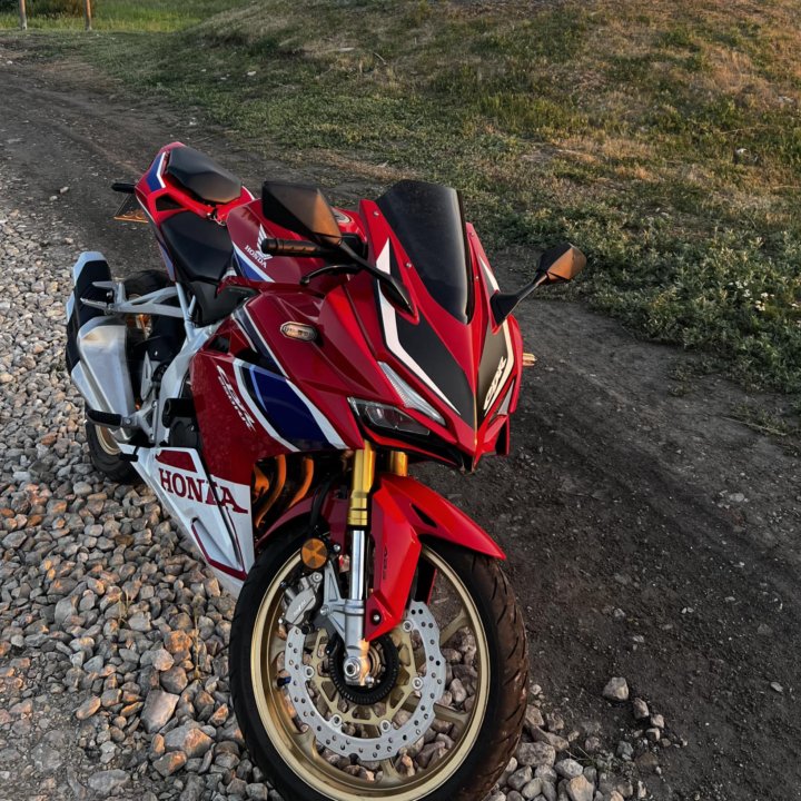 Honda CBR 250RR 2022 года