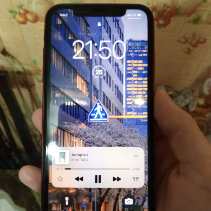 iPhone xr 64g