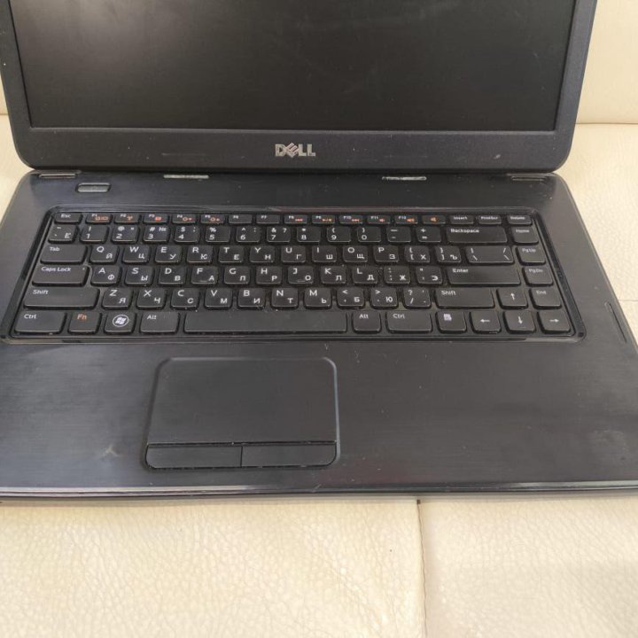 DELL 5050-4884, Intel b960/4gb/500gb/2gb video