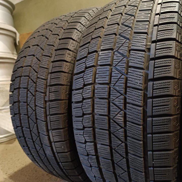 Зимние шины Kenda IceTec NEO 235/50 R18