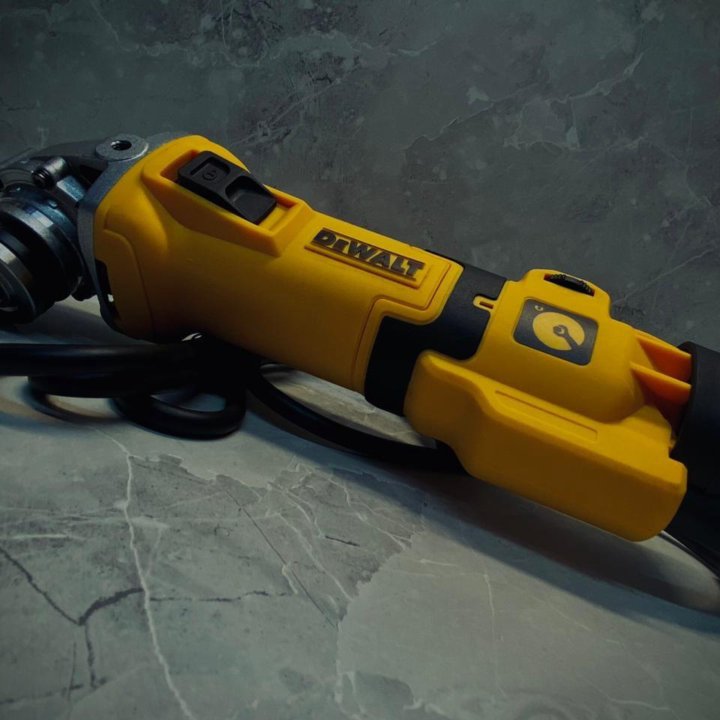 УШМ DeWalt DW4038