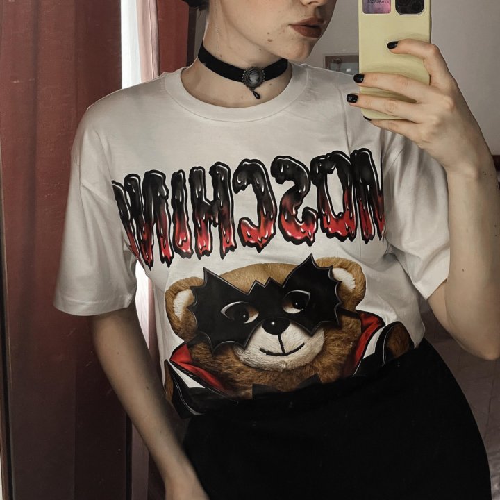 Футболка moschino